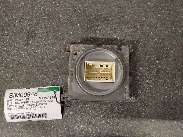 Relais xénon / led VW PASSAT Estate (3G5, CB5)