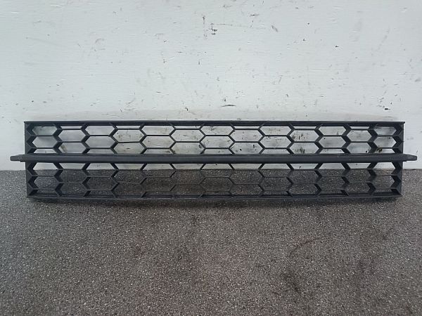 Kühlergrill SKODA OCTAVIA III Combi (5E5, 5E6)