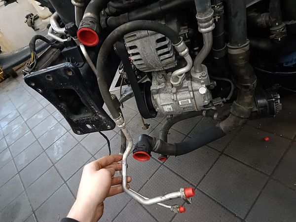 Klimaanlage Rohr / Schlauch SKODA SUPERB III Estate (3V5)