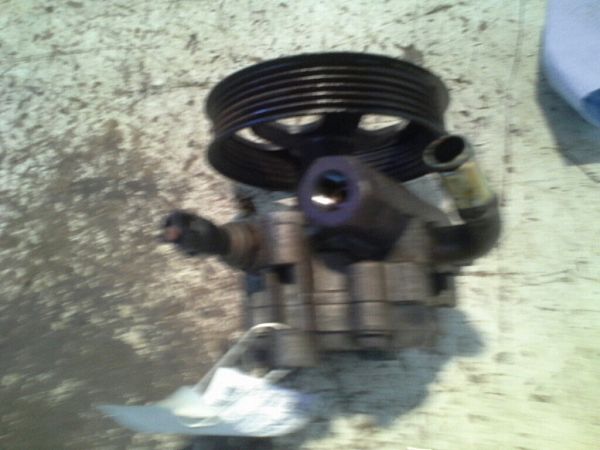 Power steering pump TOYOTA CELICA Coupe (_T23_)