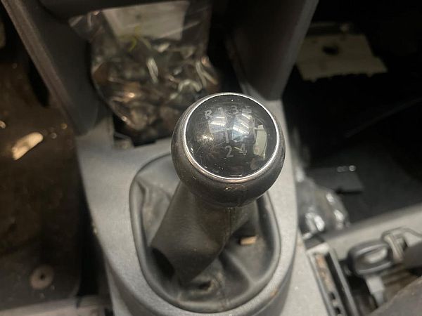 Pommeau de levier de vitesse VW TOURAN (1T3)