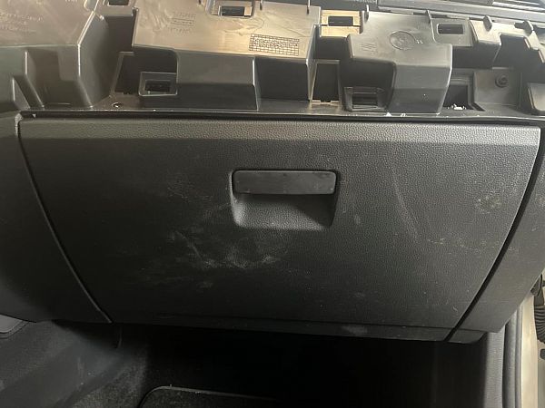 Glove compartment flap SEAT ARONA (KJ7)