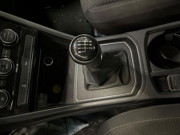 Gear shift 6 speed VW TOURAN (5T1)
