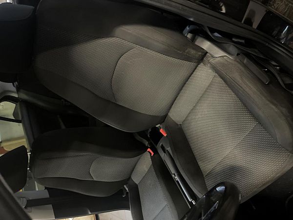 Front seats - 2 doors SEAT TOLEDO IV (KG3)
