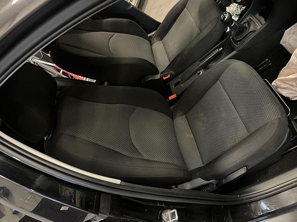 Front seats - 2 doors SEAT TOLEDO IV (KG3)