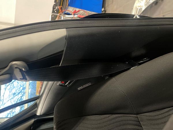 Seat belts - front SUZUKI SWIFT III (FZ, NZ)