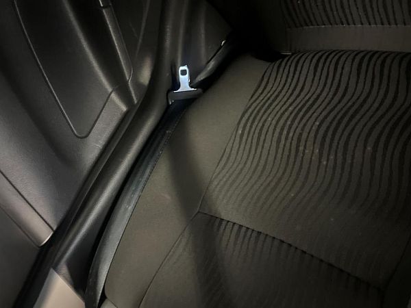 Seat belts - rear SUZUKI SWIFT III (FZ, NZ)