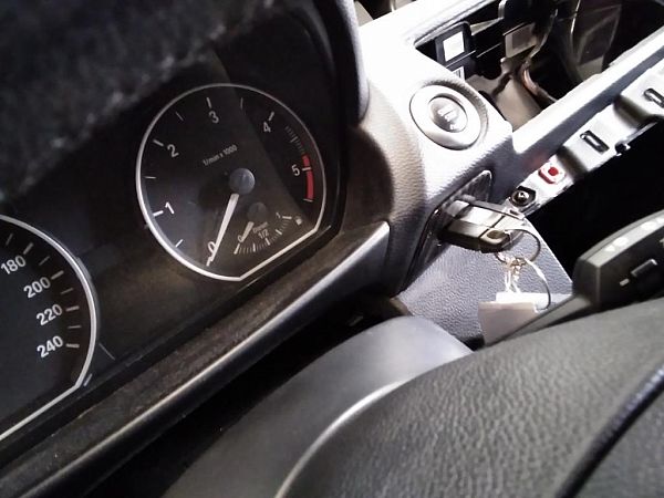 Steering wheel lock BMW 1 (E87)