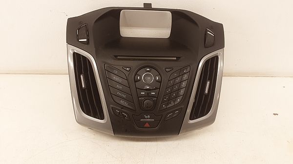 Radio - front plate FORD FOCUS III