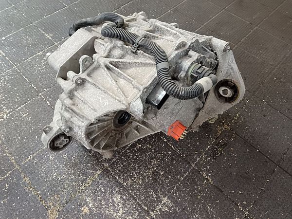 Elektromotor voor aandrijving TESLA MODEL 3 (5YJ3)