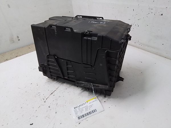 Accubak PEUGEOT 208 I (CA_, CC_)