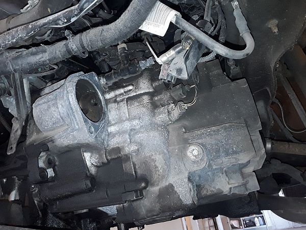 Gearkasse manuel AUDI A3 Sportback (8VA, 8VF)