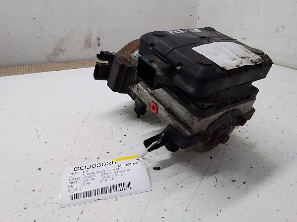 Niveauregulator pumpe CITROËN C5 II (RC_)