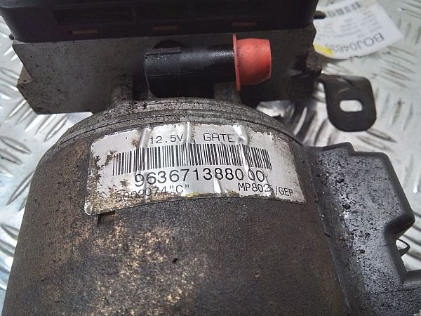 Niveauregulator pumpe CITROËN C5 II (RC_)