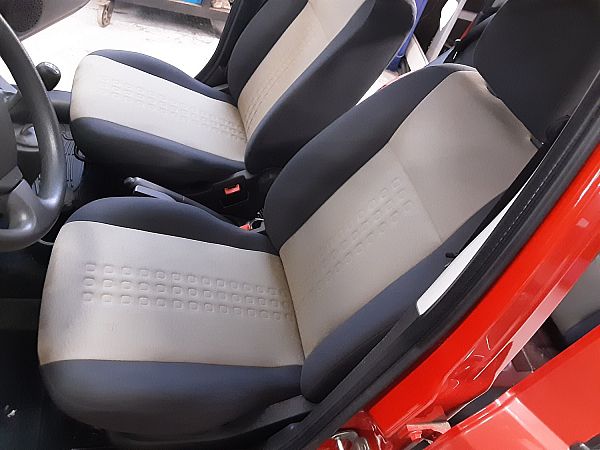 Front seats - 4 doors FIAT PANDA (169_)