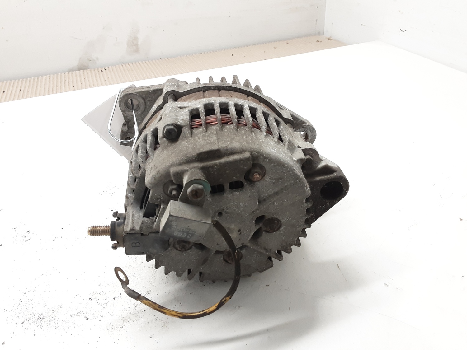 Nissan X-TRAIL I (T30) Alternator 23100-AU400, LR1110-713, 28-4853