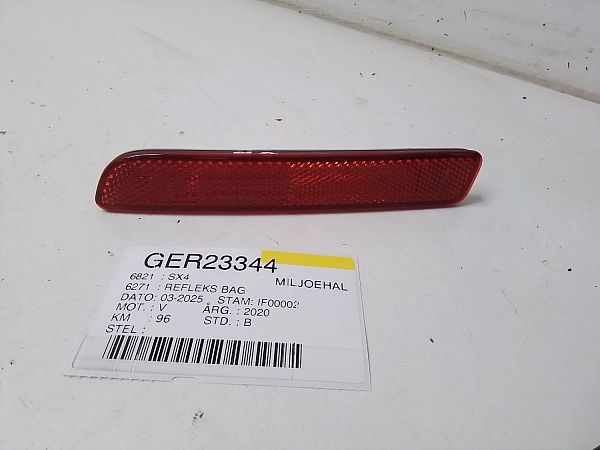 Rueckstrahler SUZUKI SX4 S-Cross (JY)