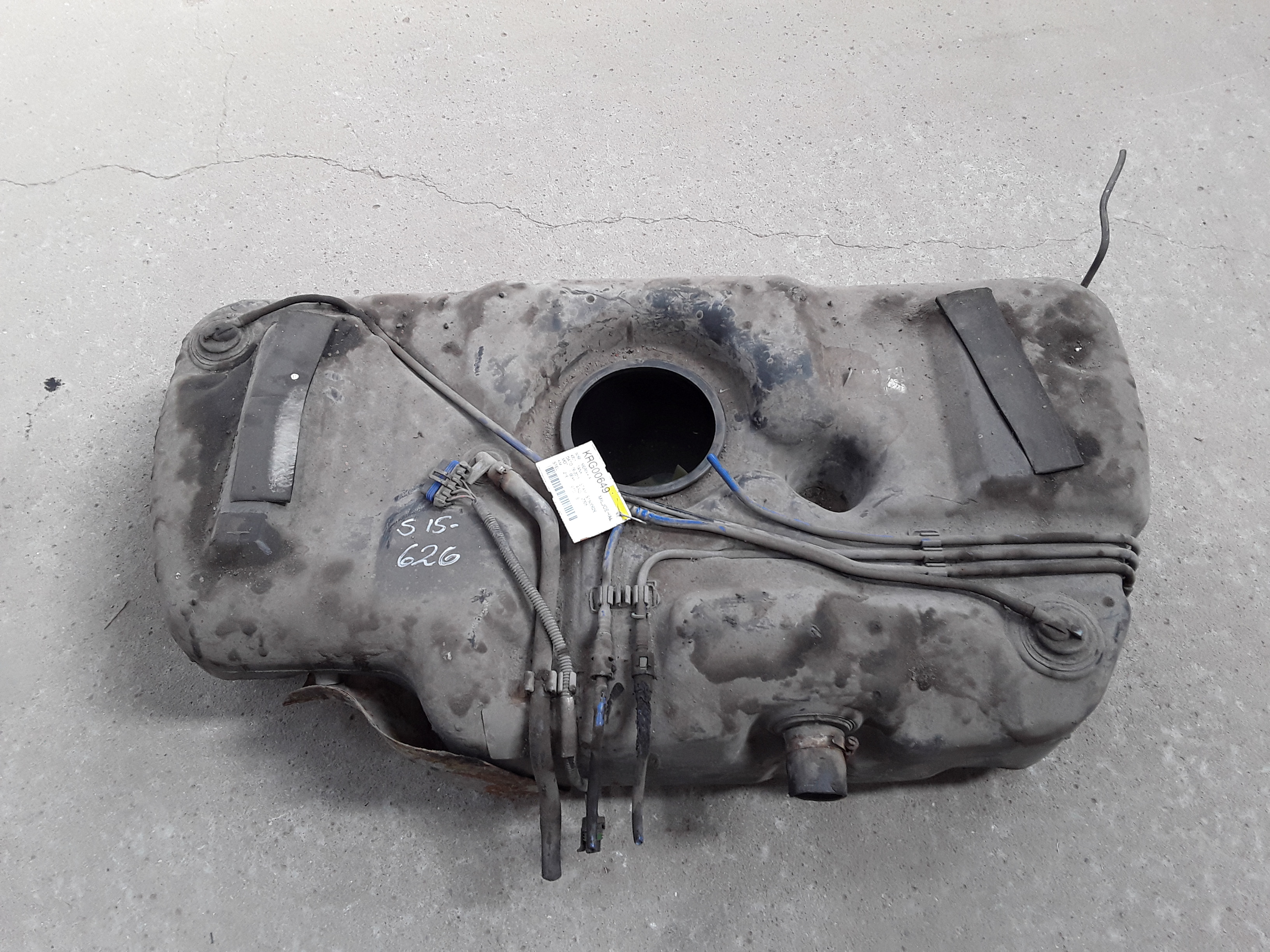 NTY EZC-PL-043 Dop, brandstoftank Kunststof, zwart, Met