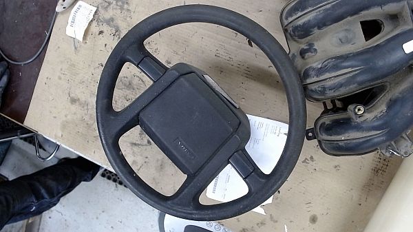 Steering wheel - airbag type (airbag not included) VOLVO 940 Kombi (945)