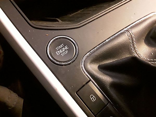 Start- und Stopkontakt SEAT ARONA (KJ7, KJP)