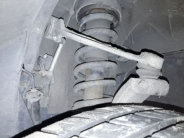 Front shock absorber