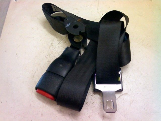 Seat belts - rear JEEP GRAND CHEROKEE Mk II (WJ, WG)