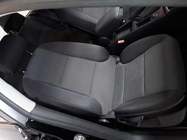 Forseter 4 dørs AUDI A3 Sportback (8PA)