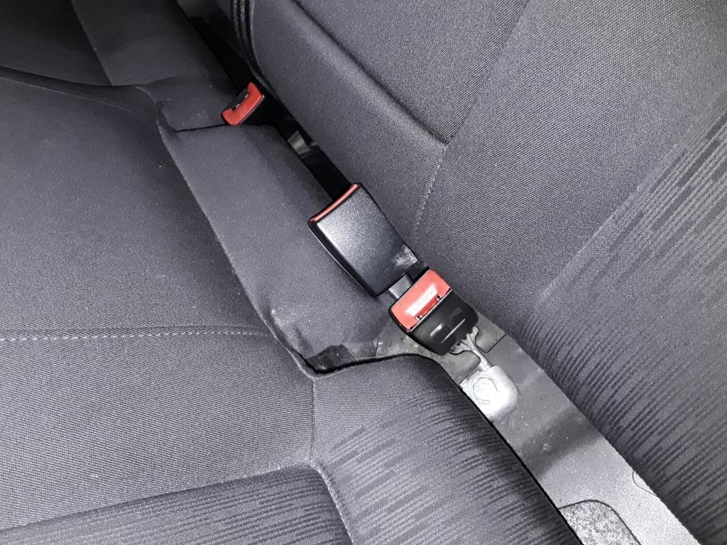 Boucle ceinture de sécurité arrière 8E0857739 Audi A4 B6 B7