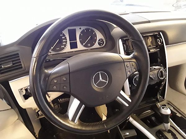 Steering wheel - airbag type (airbag not included) MERCEDES-BENZ B-CLASS (W245)