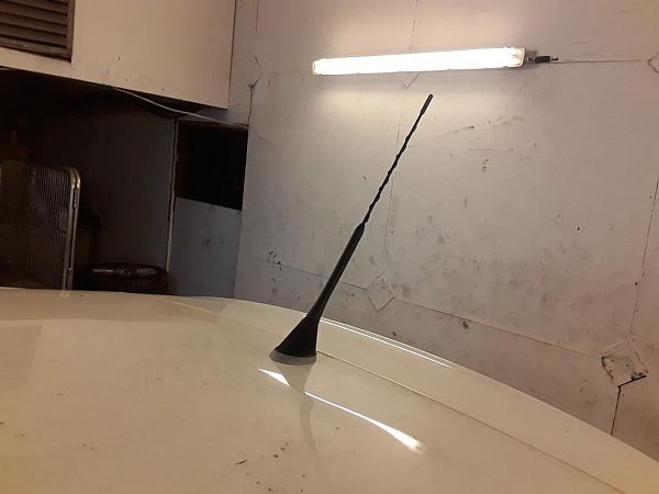 Antenne Radio Pour Fiat Bravo 2 - Référence 51896048 - Occasion Bon état - Garantie 3 Mois