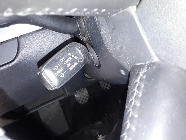 Tempomat – przełącznik AUDI A4 Avant (8ED, B7)