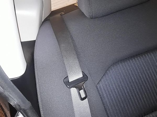 Seat belts - rear SUBARU LEGACY IV (BL)