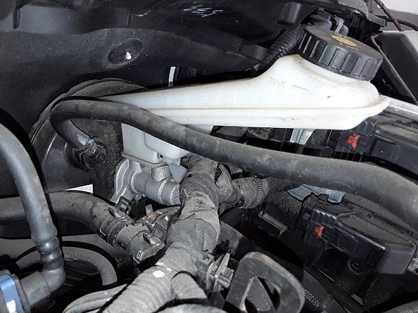 Brake - Master cylinder OPEL KARL (C16)