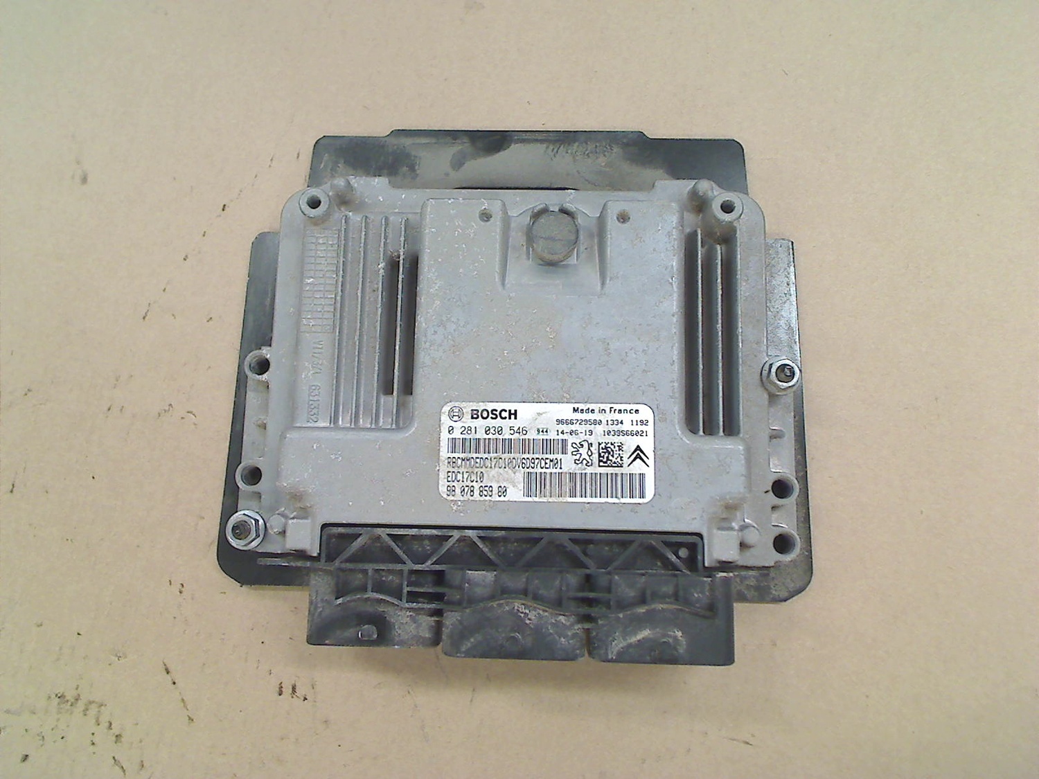 98-078-859-80 : Engine control unit (ECU) and Immobilizer