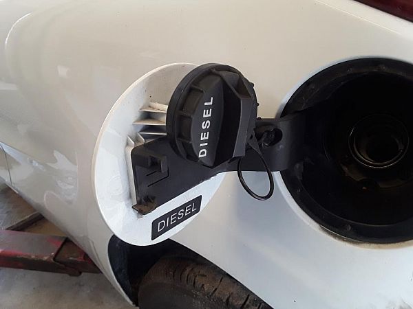 Fuel flap KIA PRO CEE'D (JD)