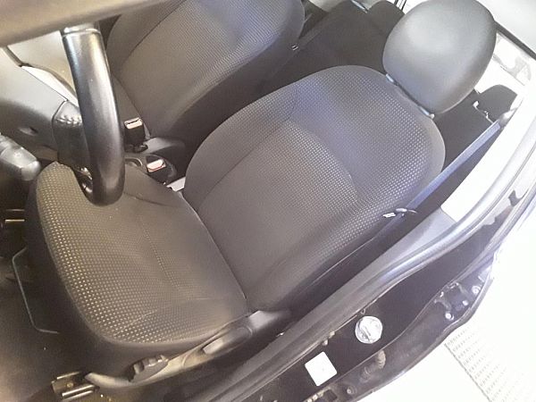 sièges avant 4 portes MITSUBISHI MIRAGE / SPACE STAR Hatchback (A0_A)