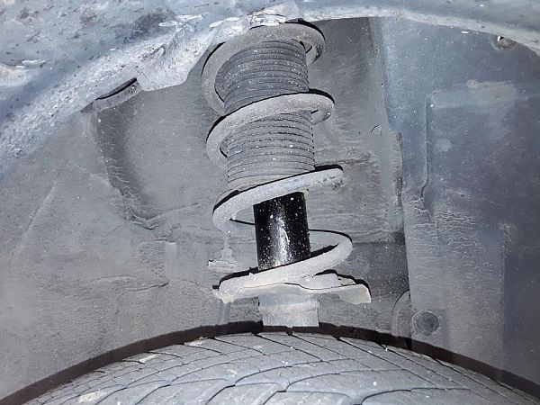 Federbein vorn NISSAN NOTE (E12)