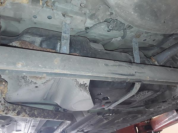 Tank ophangbeugel OPEL KARL (C16)