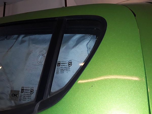 Szyba trójkątna OPEL KARL (C16)
