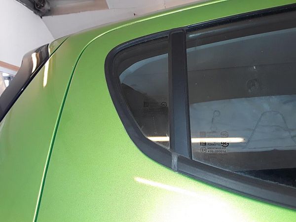 Szyba trójkątna OPEL KARL (C16)