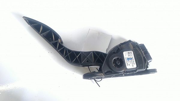Accelerator pedal SUZUKI SWIFT III (FZ, NZ)