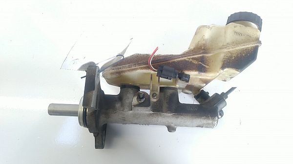 Brake - Master cylinder TOYOTA COROLLA (_E12_)
