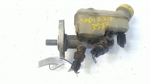 Brake - Master cylinder AUDI A2 (8Z0)