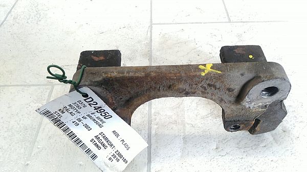Bremsekaliber holder / bremseåg BMW 5 Touring (F11)