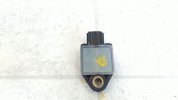 Airbag sensor HYUNDAI i30 Estate (GD)