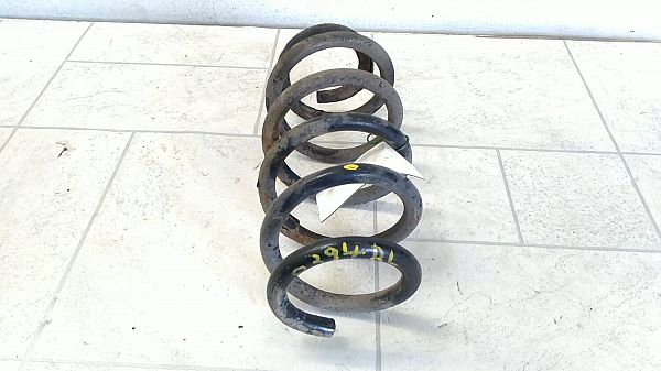 Rear spring - coil TOYOTA AVENSIS Saloon (_T27_)