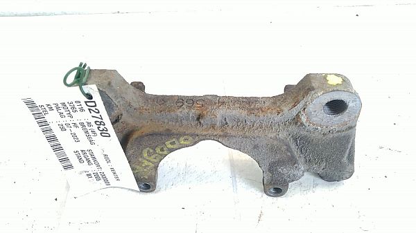 Bremsekaliber holder / bremseåg AUDI A6 Avant (4F5, C6)