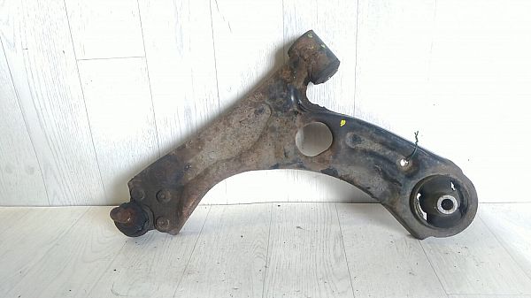 Bærearm forrest nederst CHEVROLET AVEO Hatchback (T300)
