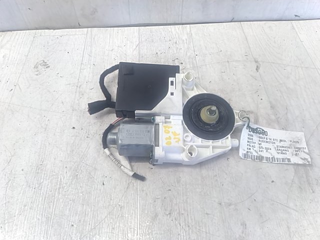 561-959-701-C-Z0X : Screen engine - Autoparts24