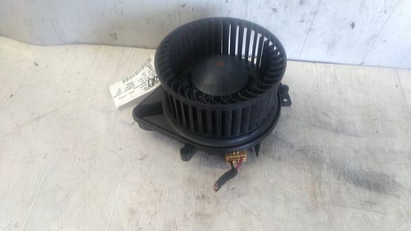 Blæsermodstand / Varmeblæser AUDI A4 Avant (8E5, B6)